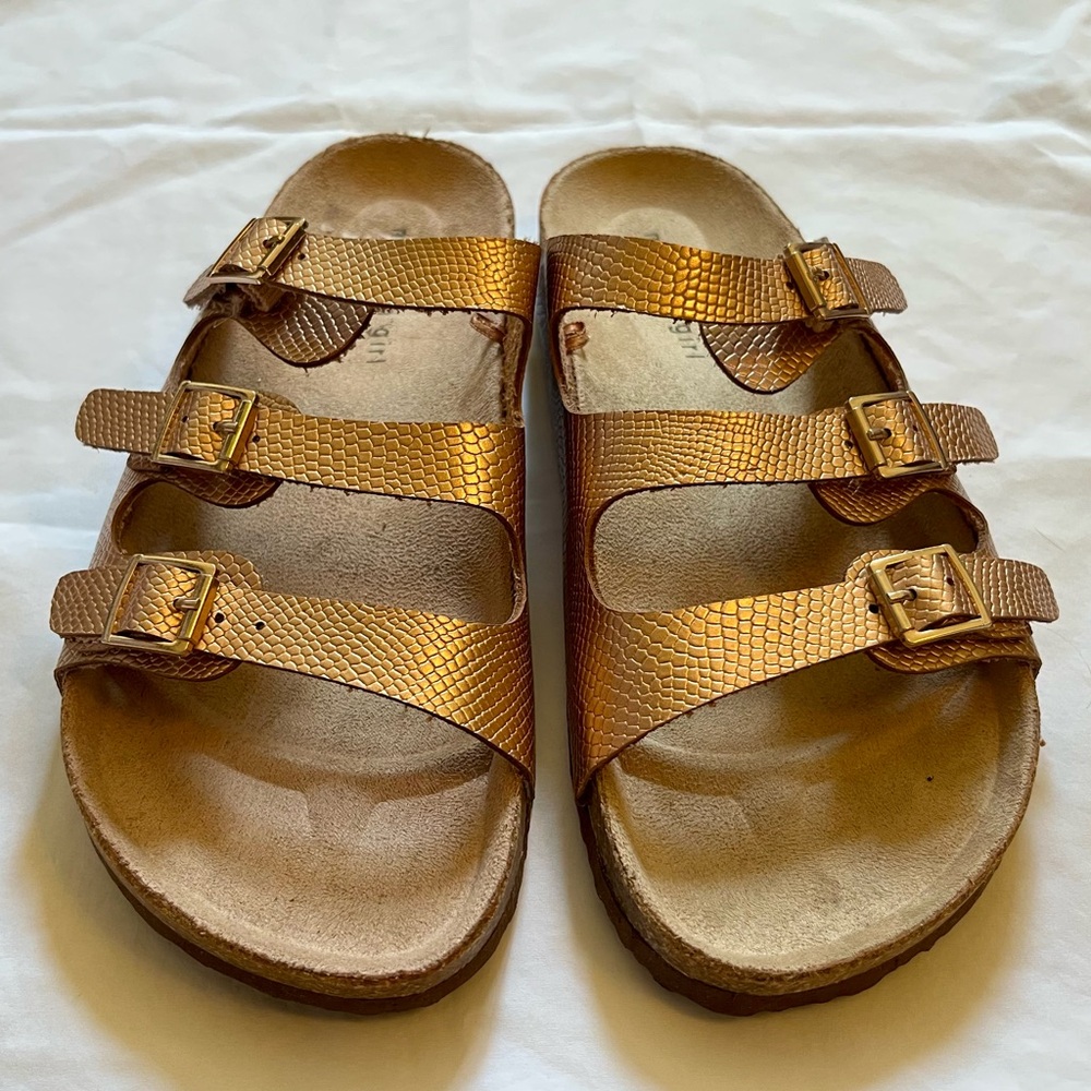 Rose-gold hippie chic sandals
